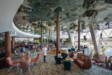 Celebrity Cruises Eden 1.jpg